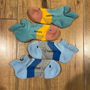 Feetures Ankle Socks Set - Pink and Blue women’s Medium